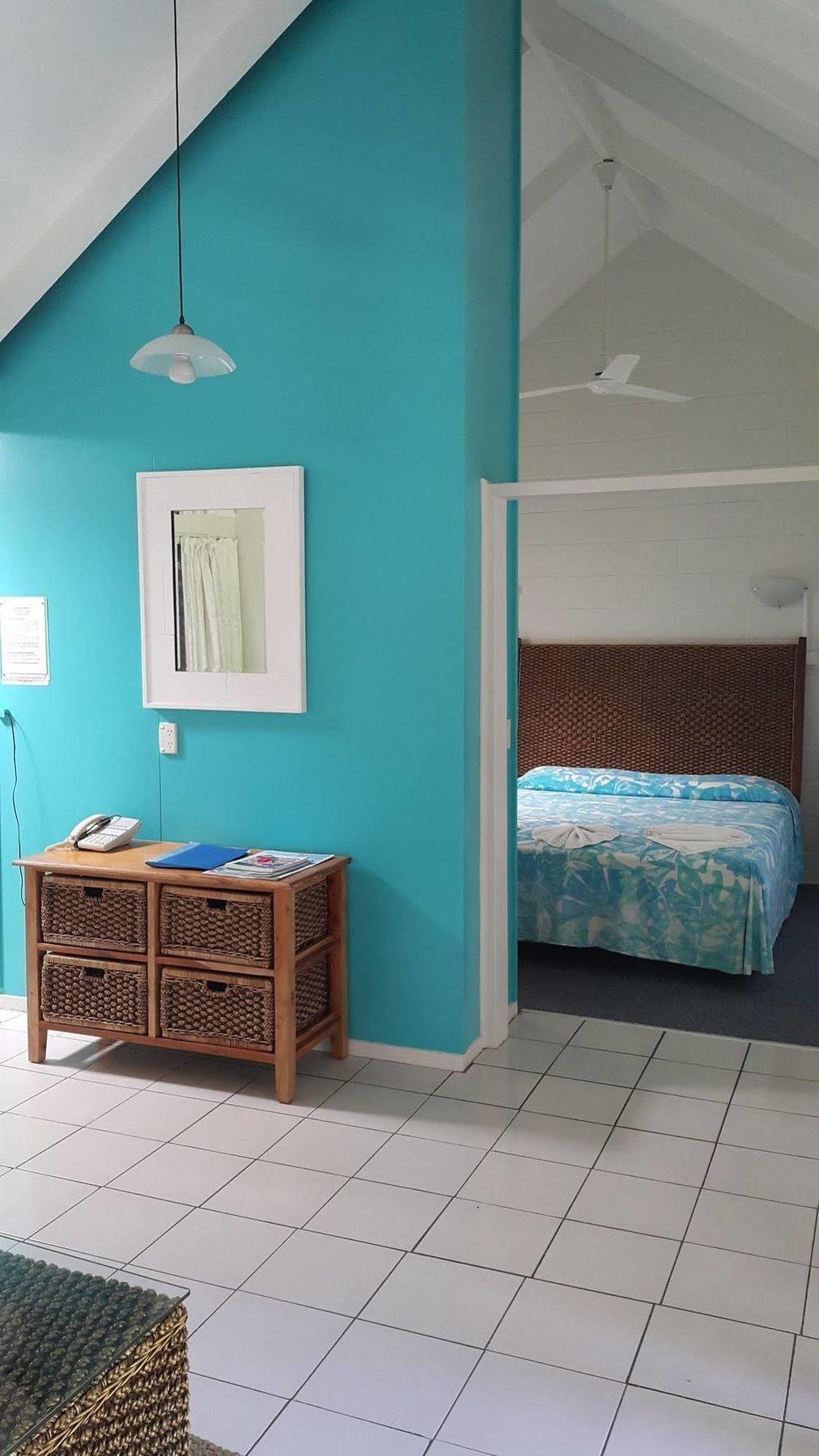 The Black Pearl Beachside Apartments Rarotonga Exteriör bild