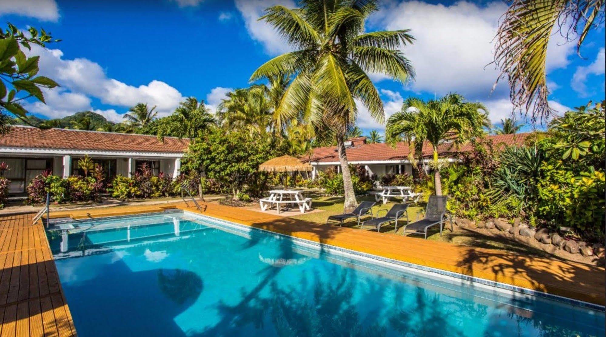 The Black Pearl Beachside Apartments Rarotonga Exteriör bild